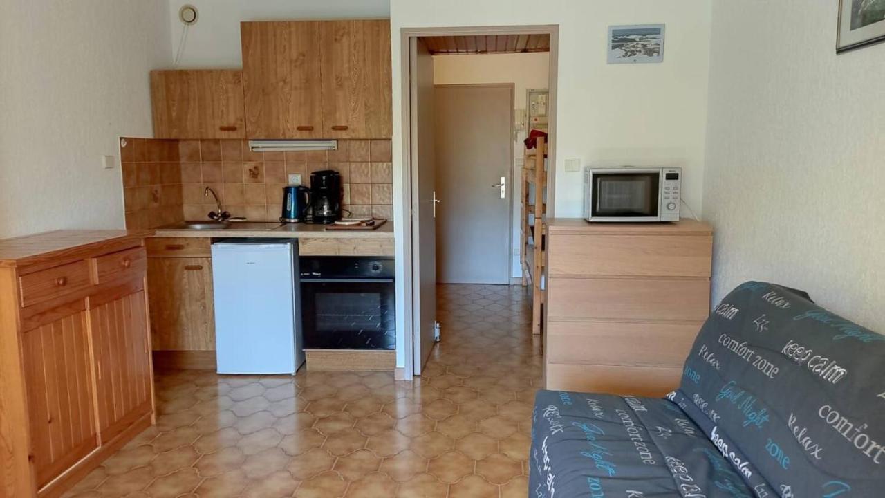 Bel Appartement Avec Piscine Proche Des Plages 锡富尔勒普拉日 外观 照片