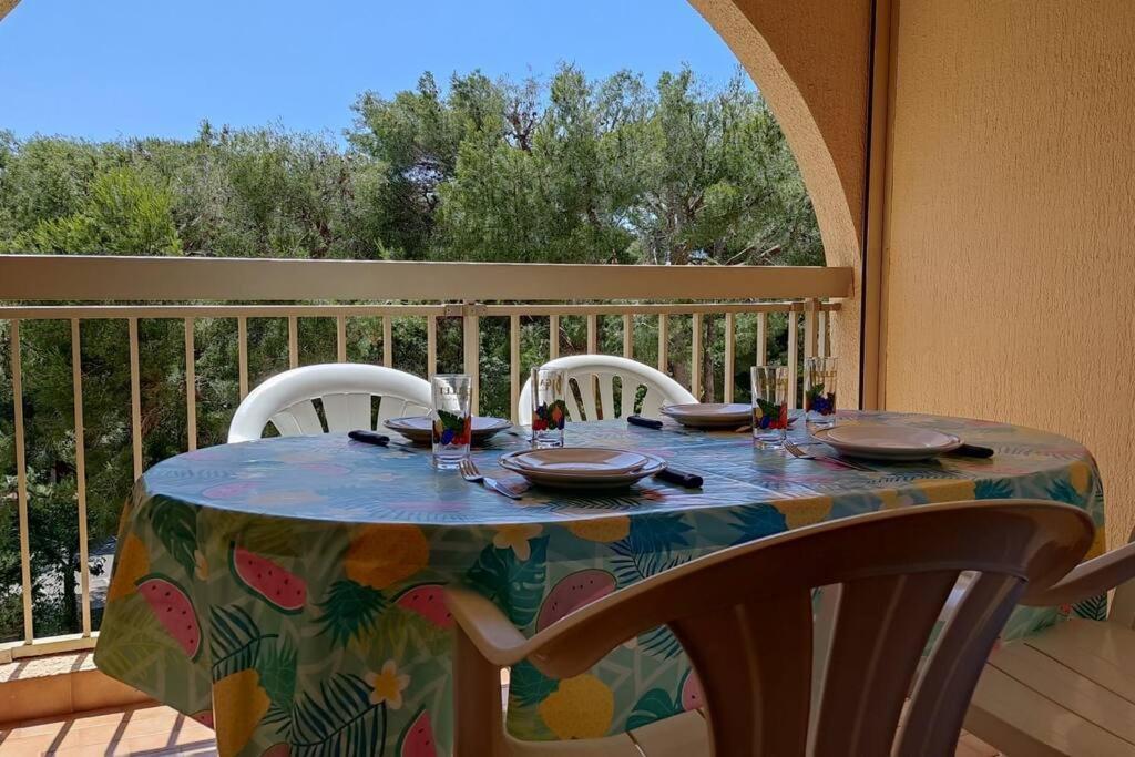 Bel Appartement Avec Piscine Proche Des Plages 锡富尔勒普拉日 外观 照片