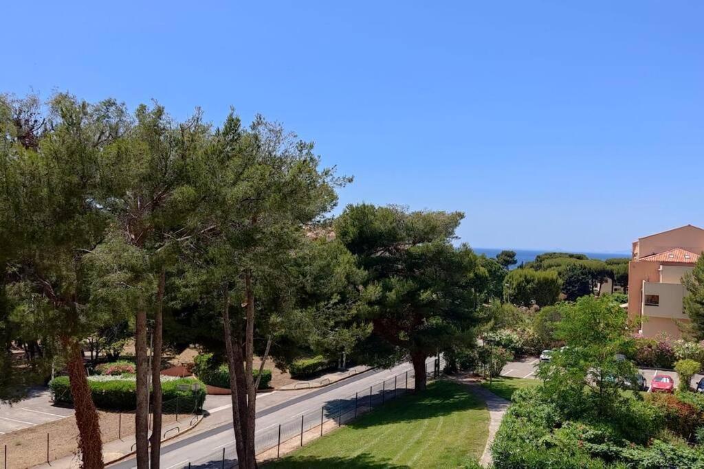 Bel Appartement Avec Piscine Proche Des Plages 锡富尔勒普拉日 外观 照片