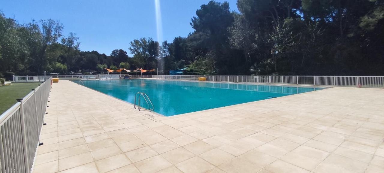Bel Appartement Avec Piscine Proche Des Plages 锡富尔勒普拉日 外观 照片